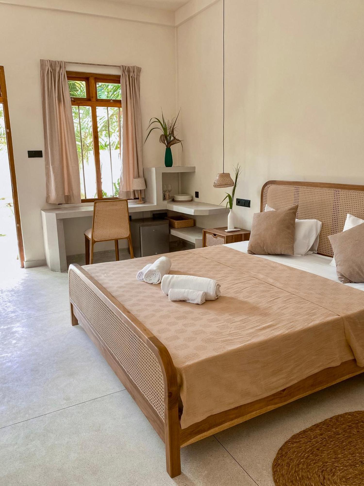 The Palm Private Cottages Midigama Exterior photo